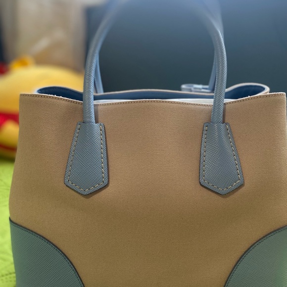 Prada two way Handbag - Picture 14 of 17